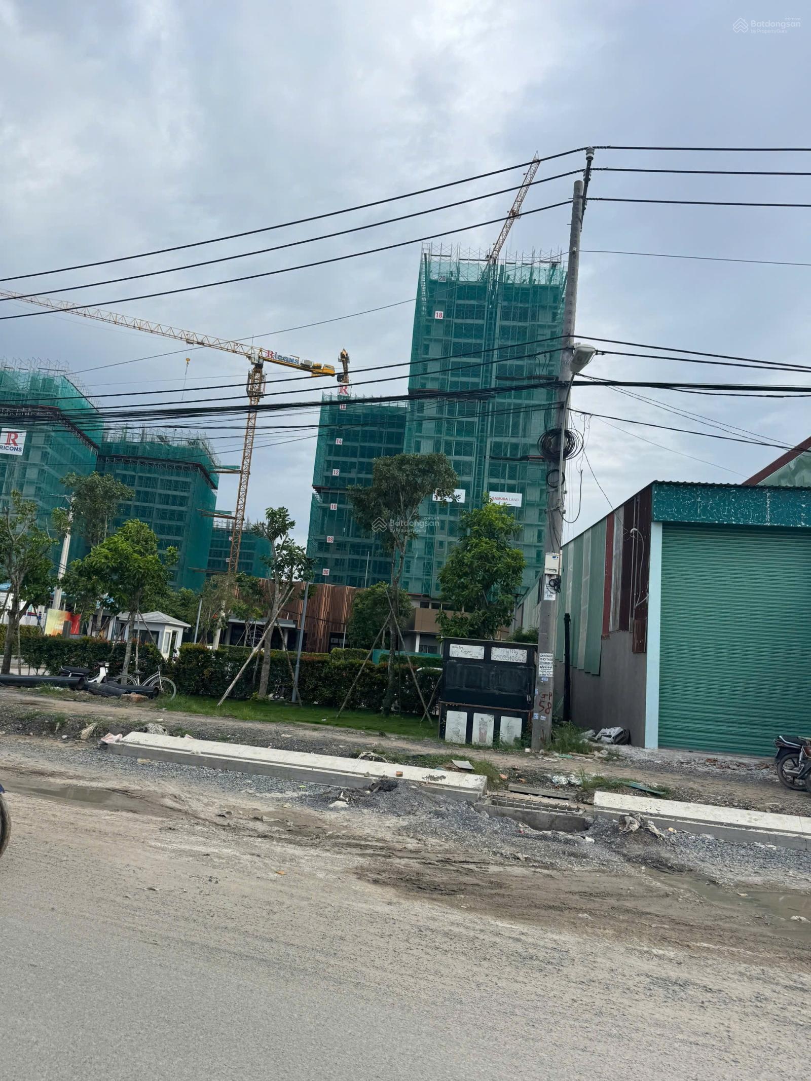 Cần bán gấp mảnh đất ~80m2 đường số 6 Lò Lu, nằm ngay kế bên dự án Elysian Gamuda Land. Phí MG 1%