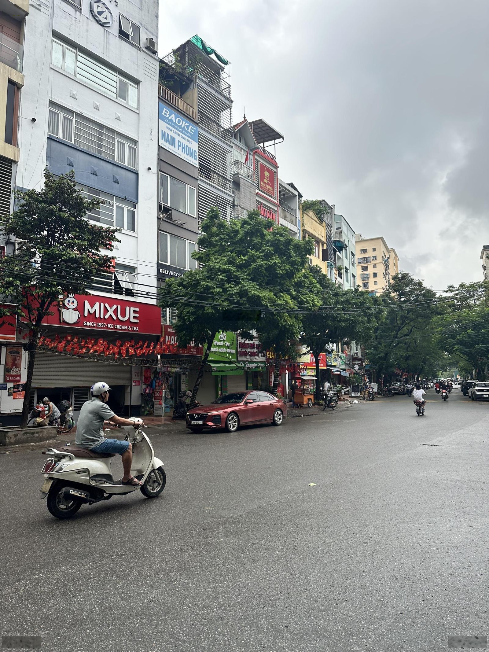Mảnh Đất Tái Định Cư Bờ Lờ-Ngõ 286 Nguyễn Xiển-Ô Tô Tránh.Vỉa Hè Kinh Doanh Tấp Nập.LH Mr Đạt