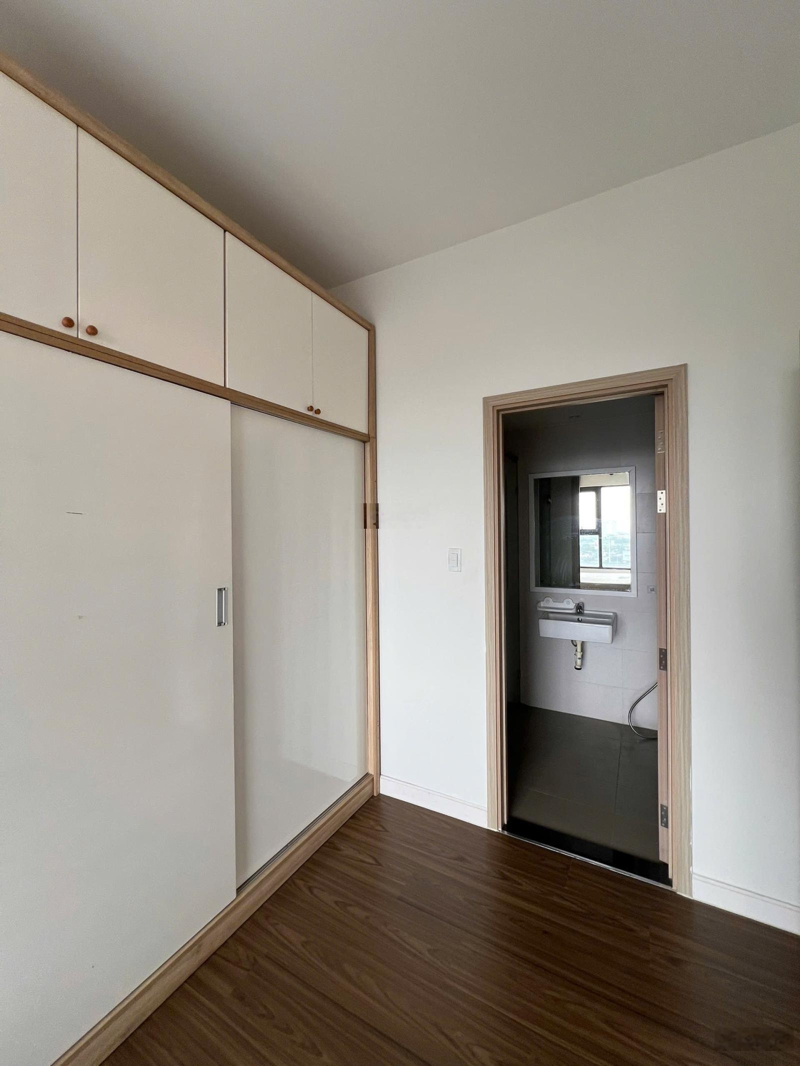 Cho thuê một số căn hộ safira khang điền quận 9.Dt 68m gồm 2 pn và 2 vệ sinh có nội thất