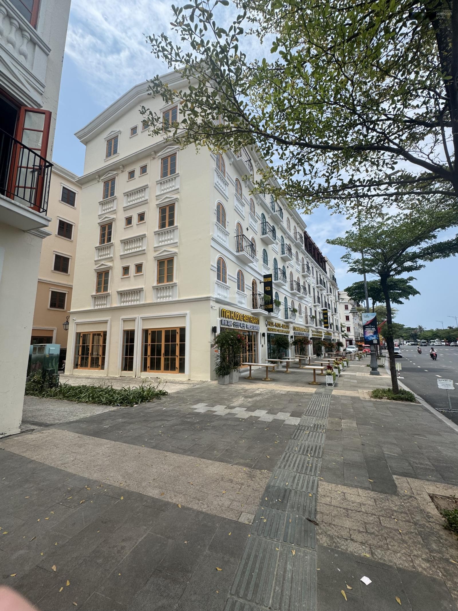 Cho thuê thẳng tại mặt Phố Huỳnh thúc Kháng cực đẹp phù hợp nhà hàng - cafe - siêu thị - showroom