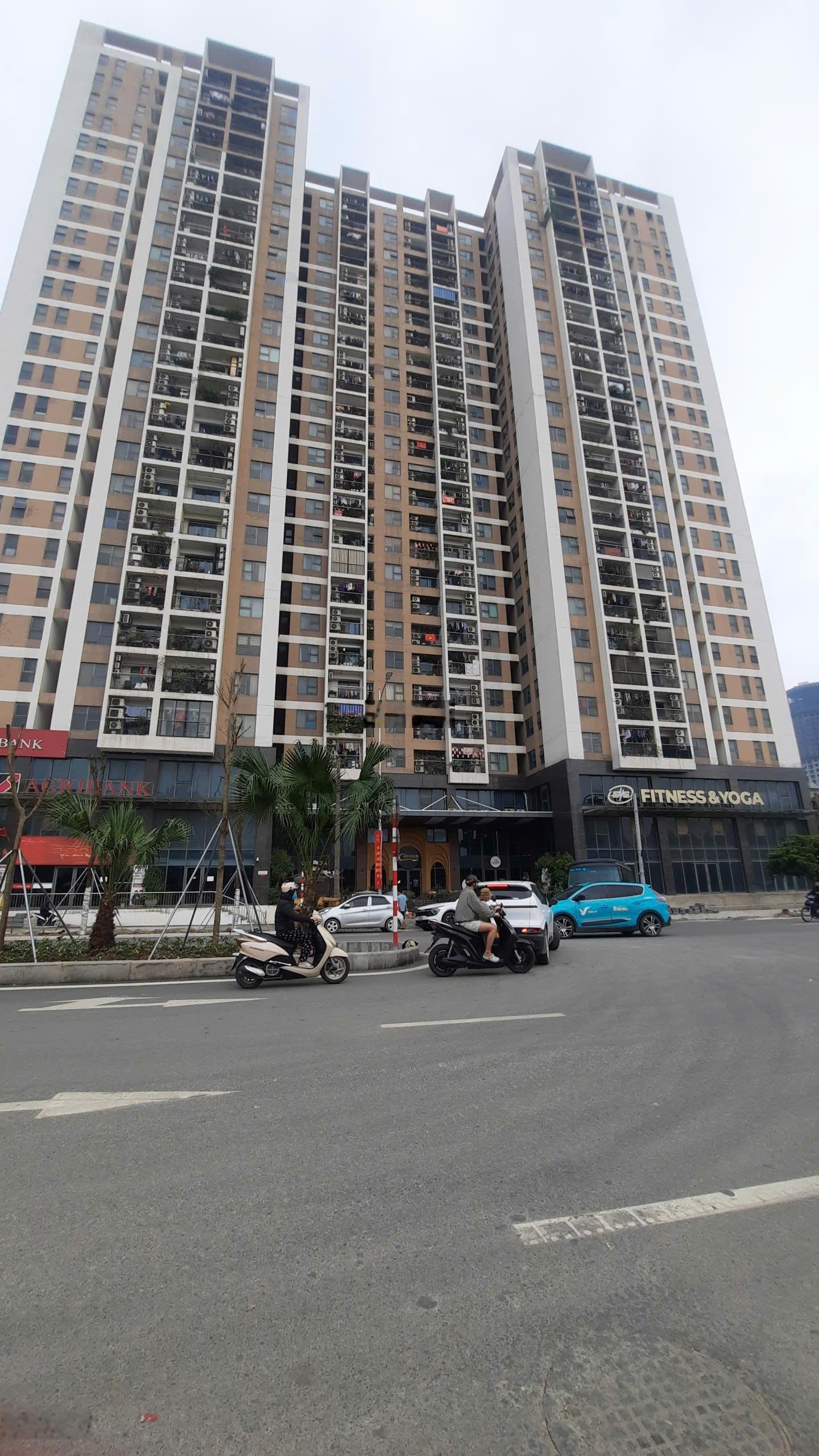 Bán căn 3 phòng ngủ, căn góc cực đẹp, full nội thất đẹp chỉ việc ở, Sky Central, 176 Định Công