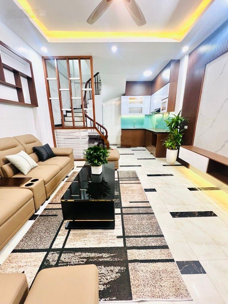 Bán Nhà Tân Khai - VĨnh Hưng - Cuối Dương Văn Bé - Chỉ 20M ra phố - Ngõ 8M thông rộng - Giá 6,5 tỷ