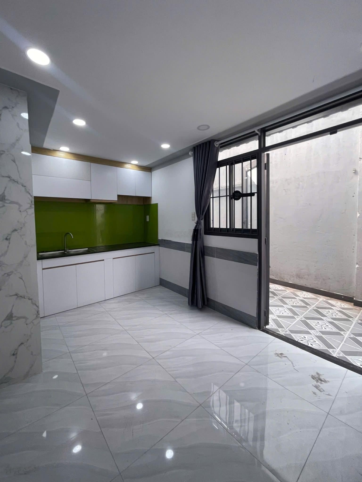 Nhà hẻm đẹp giá tốt Lê Văn Khương, DT 4,5x3,3m. Giá 898 triệu