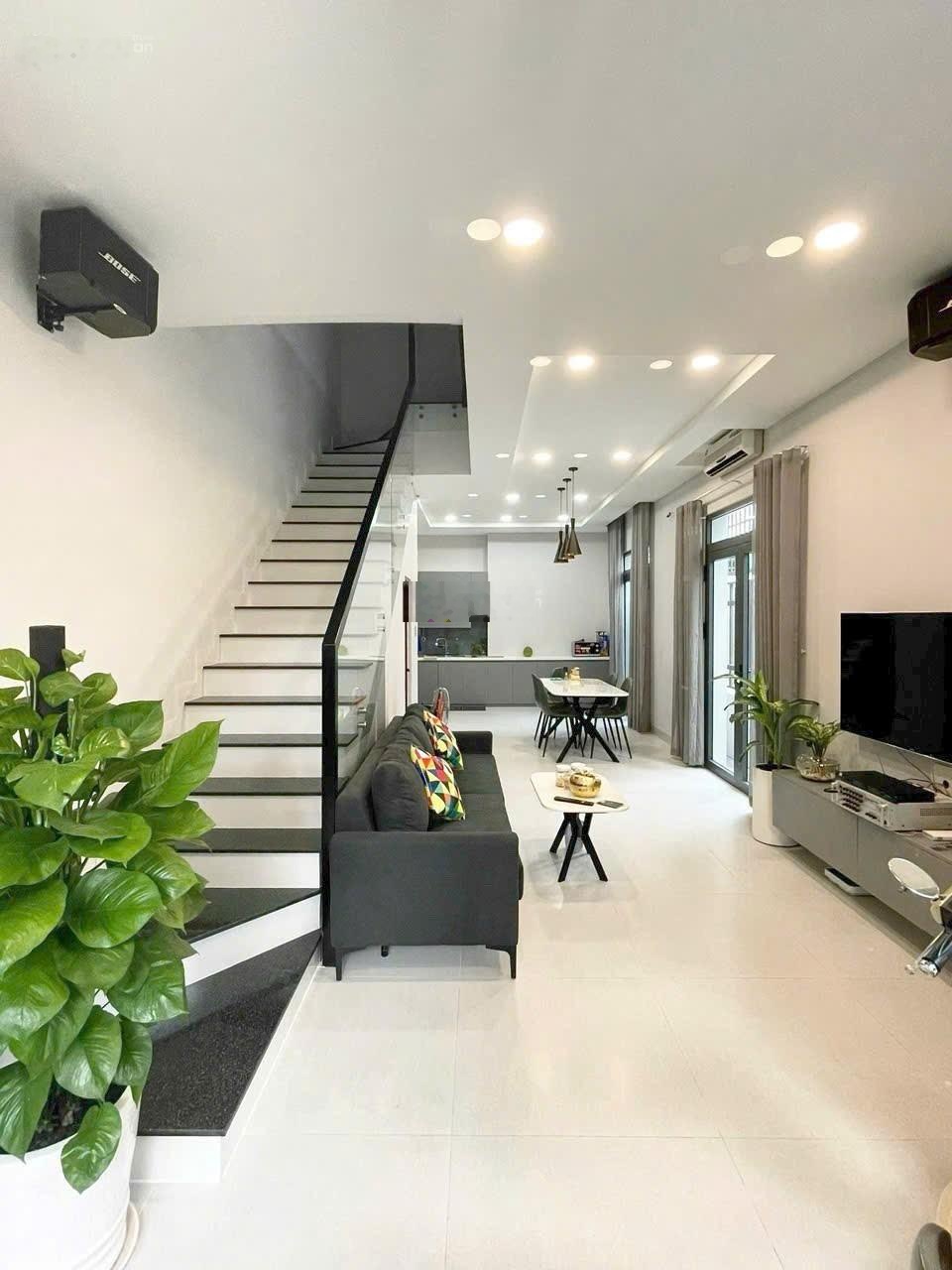 Ngang hiếm 5x13m2 - trịnh đình trọng - 4 tầng - 9.7 tỷ