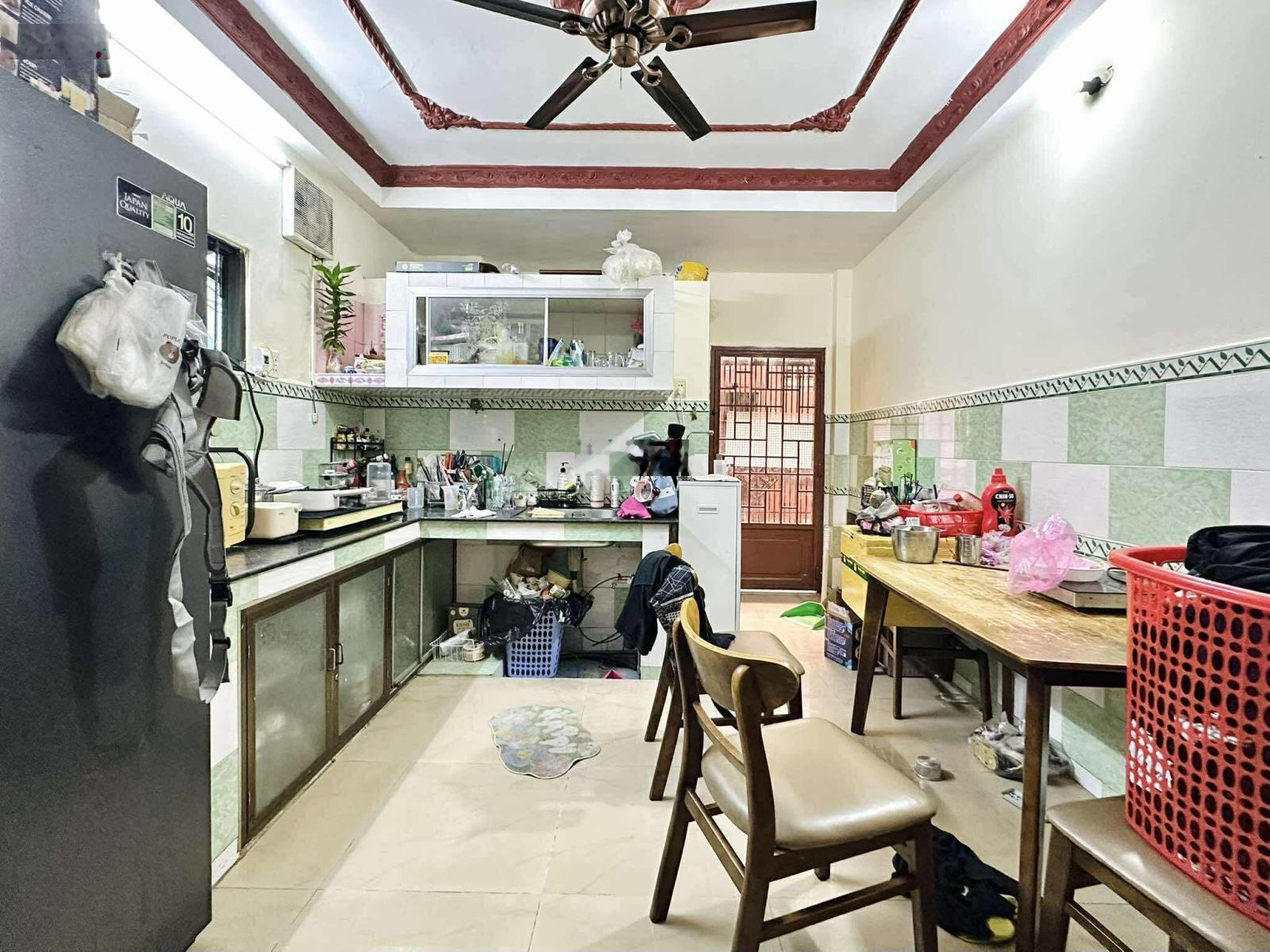 Gấp Bán!! Nhà 4 Tầng, 44m2, Võ Văn Tần (2 Chiều), Quận 3, Chỉ 8 Tỷ