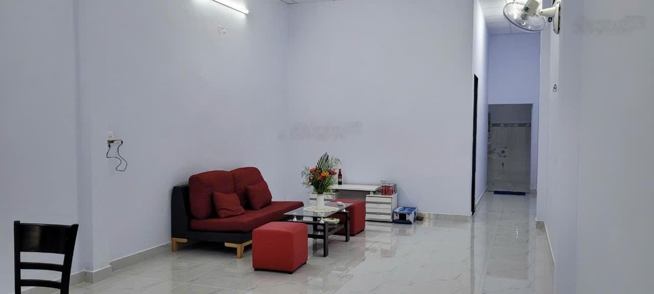 Bán nhà riêng tại Bình Hưng Hòa A, 5,1 tỷ, 64,3m2, đẹp nhiều tiện ích