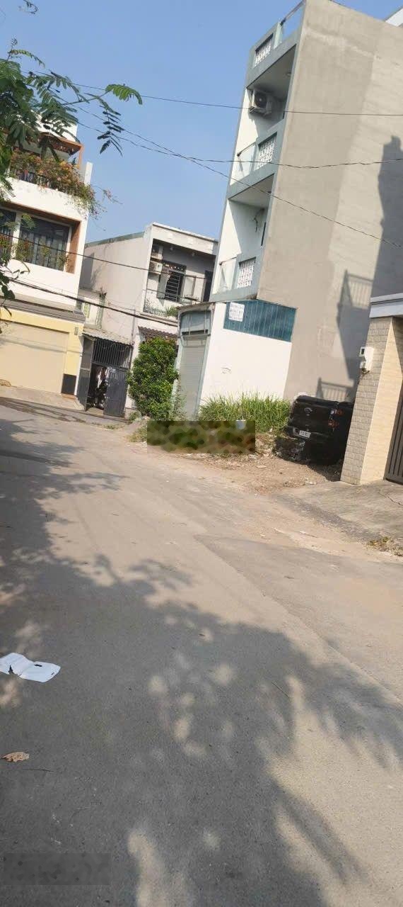 Đất hẻm 6m. Hướng nam. Dt 100m2. Ngang 4. Giá 7.5ty. đường 22 linh đông