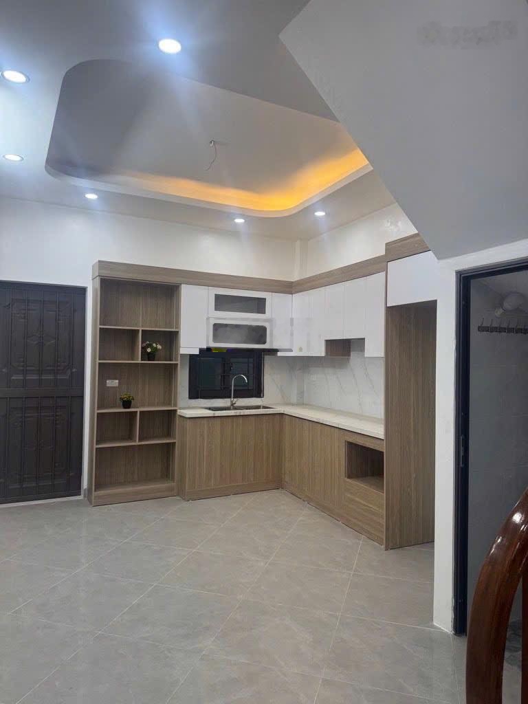 Trung tâm ngọc hồi nhà đẹp ngõ thông ô tô tải giá tốt