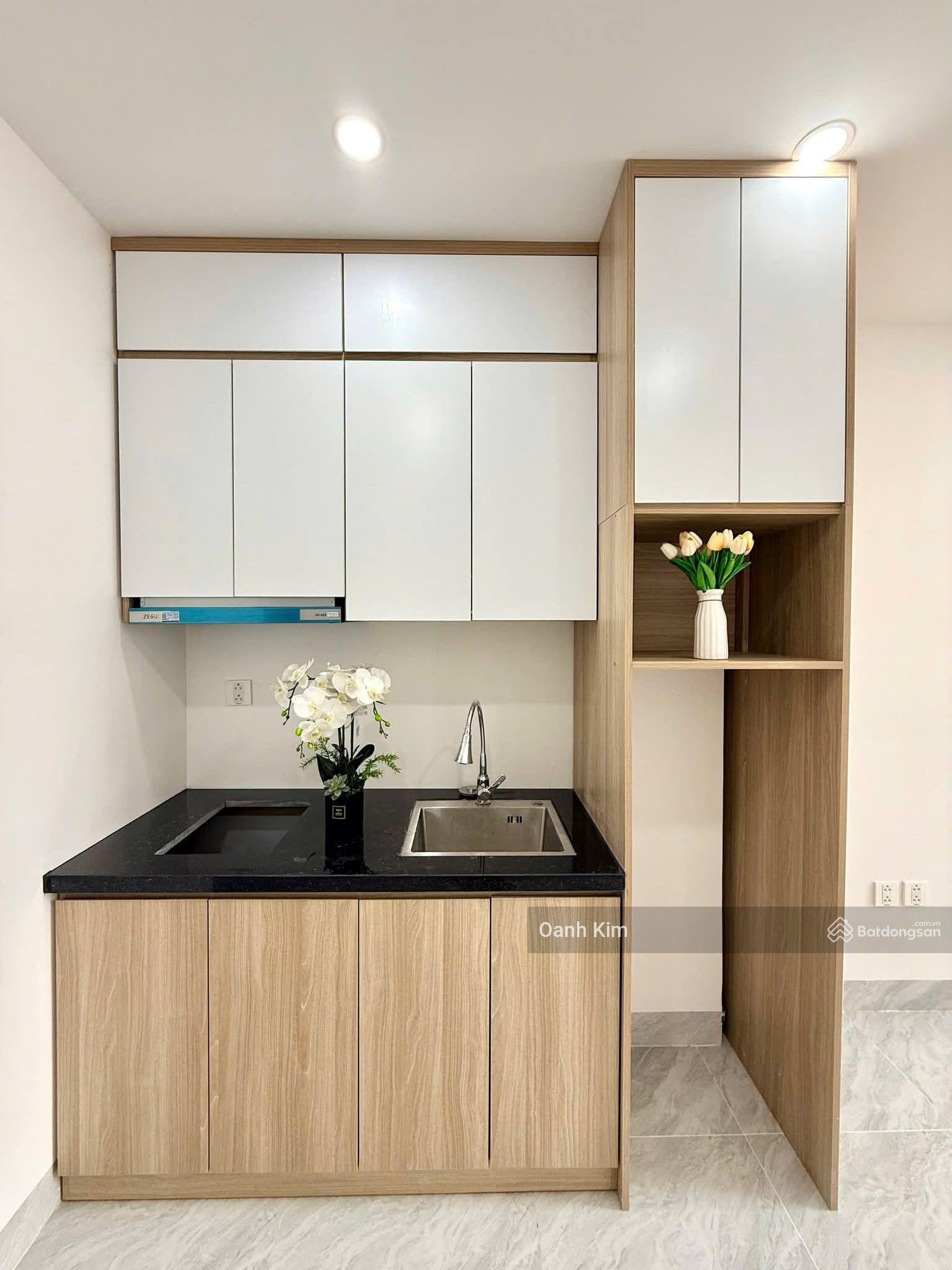 Cực gấp! Toà CCMN Trần Thái Tông, 87m2*7T*20PKK, DT 1.4tỷ/năm, oto đỗ cổng, sát phố, PCCC hiện đại