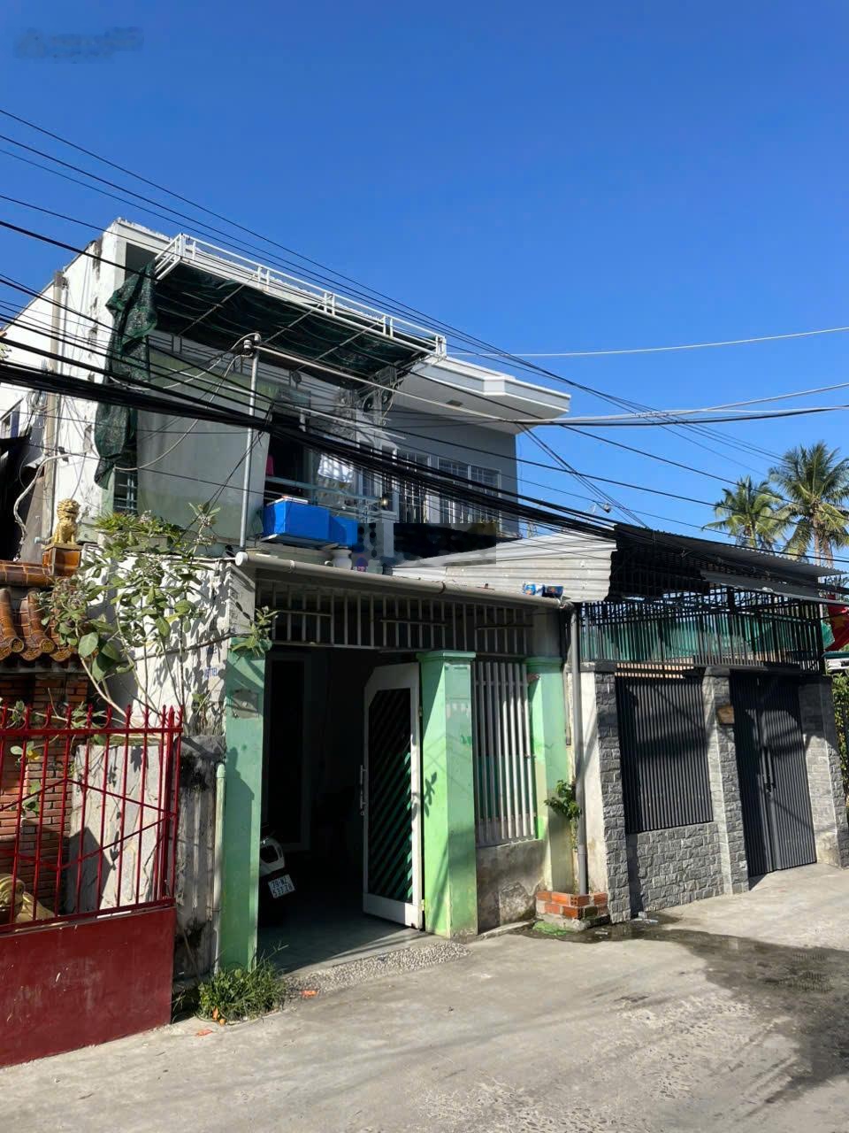 Cần tiền bán nhà hẻm 2 ô tô tránh nhau đường Lương Đình Của, P. Tây Nha Trang, hướng Nam mát mẻ