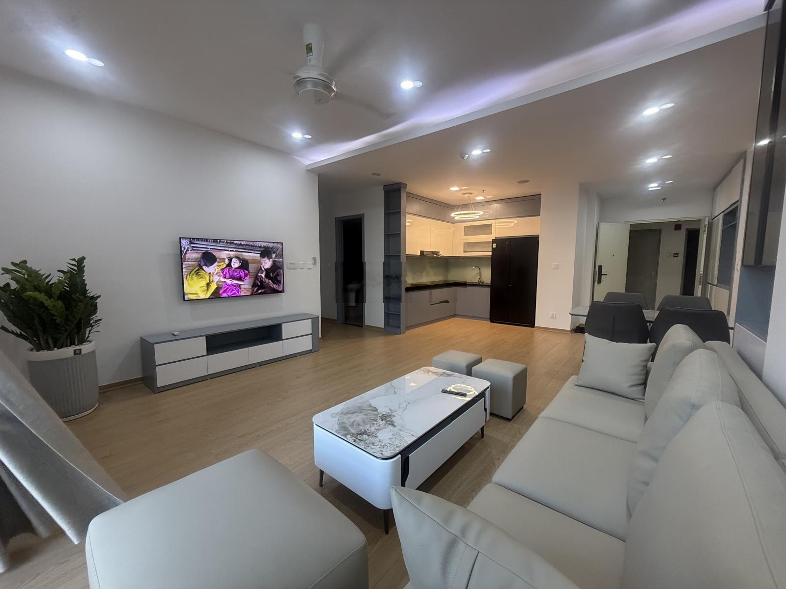 Chính chủ bán full nội thất 3 Ngủ USILK city, hướng mát giá đầu tư.