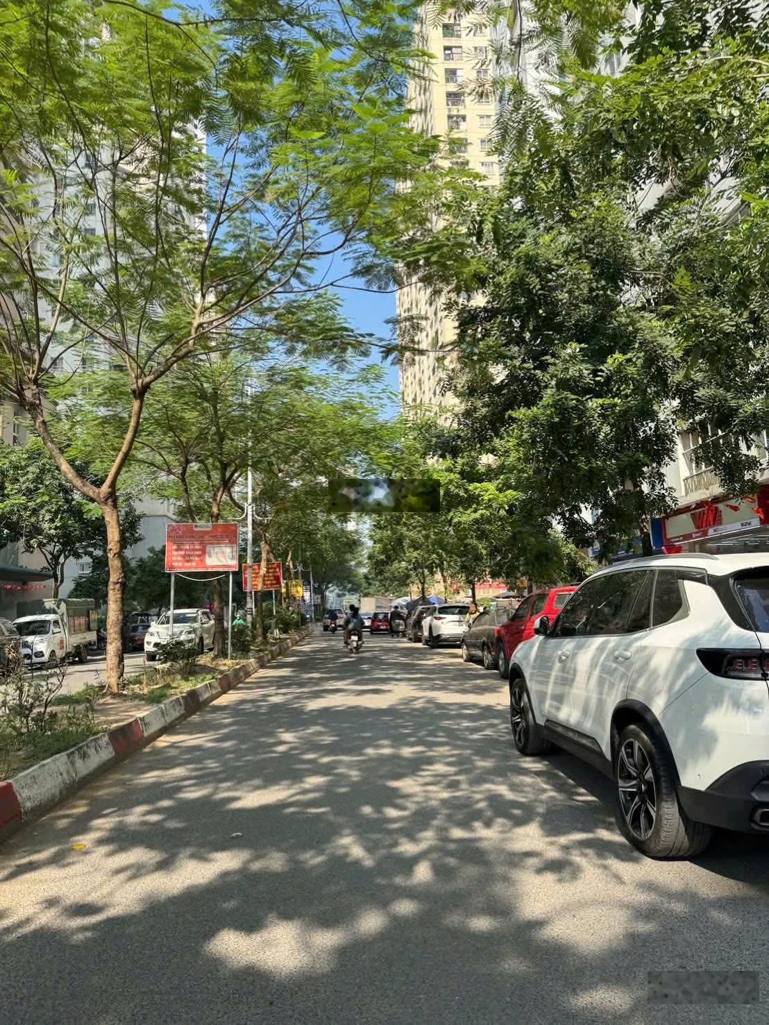Chính chủ bán cây quýt la khê 50m2 đường đôi 20m kinh doanh