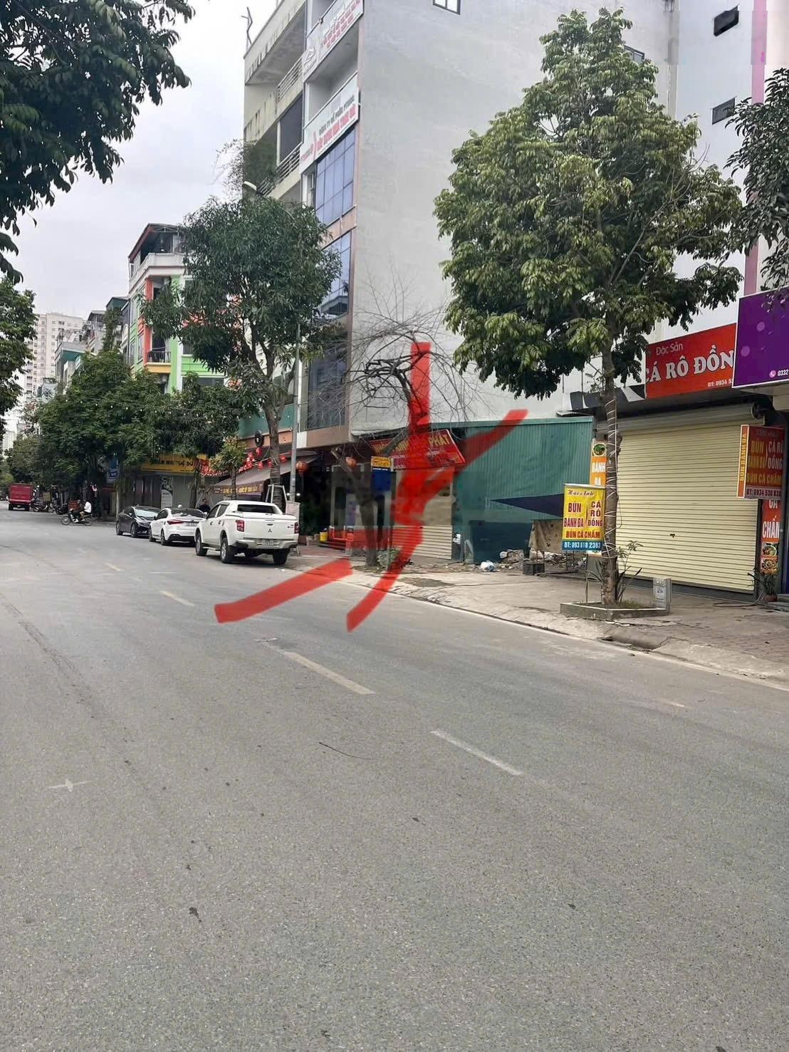 Mặt tiền 5m -- phân lô vỉa hè -- hàng bè kiến hưng -- gpxd 7 tầng