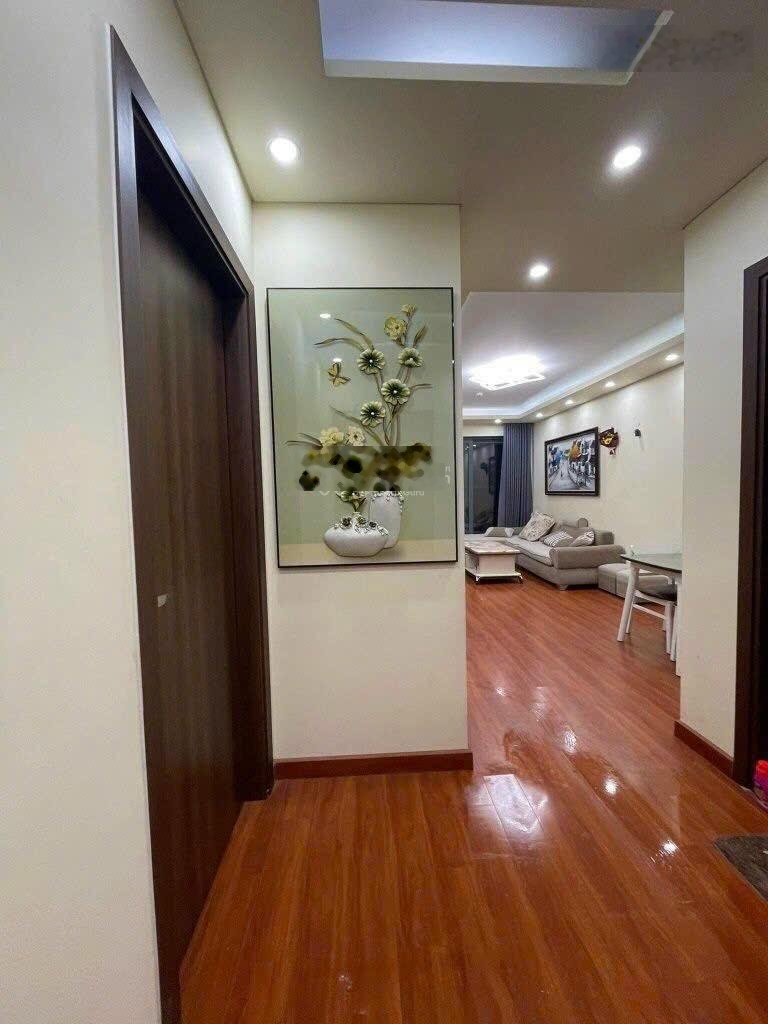 Cho thuê căn hộ B6 Nguyễn Chánh. DT 60m nhà 2 ngủ, 1 vs, nội thất đầy đủ giá 11tr/tháng