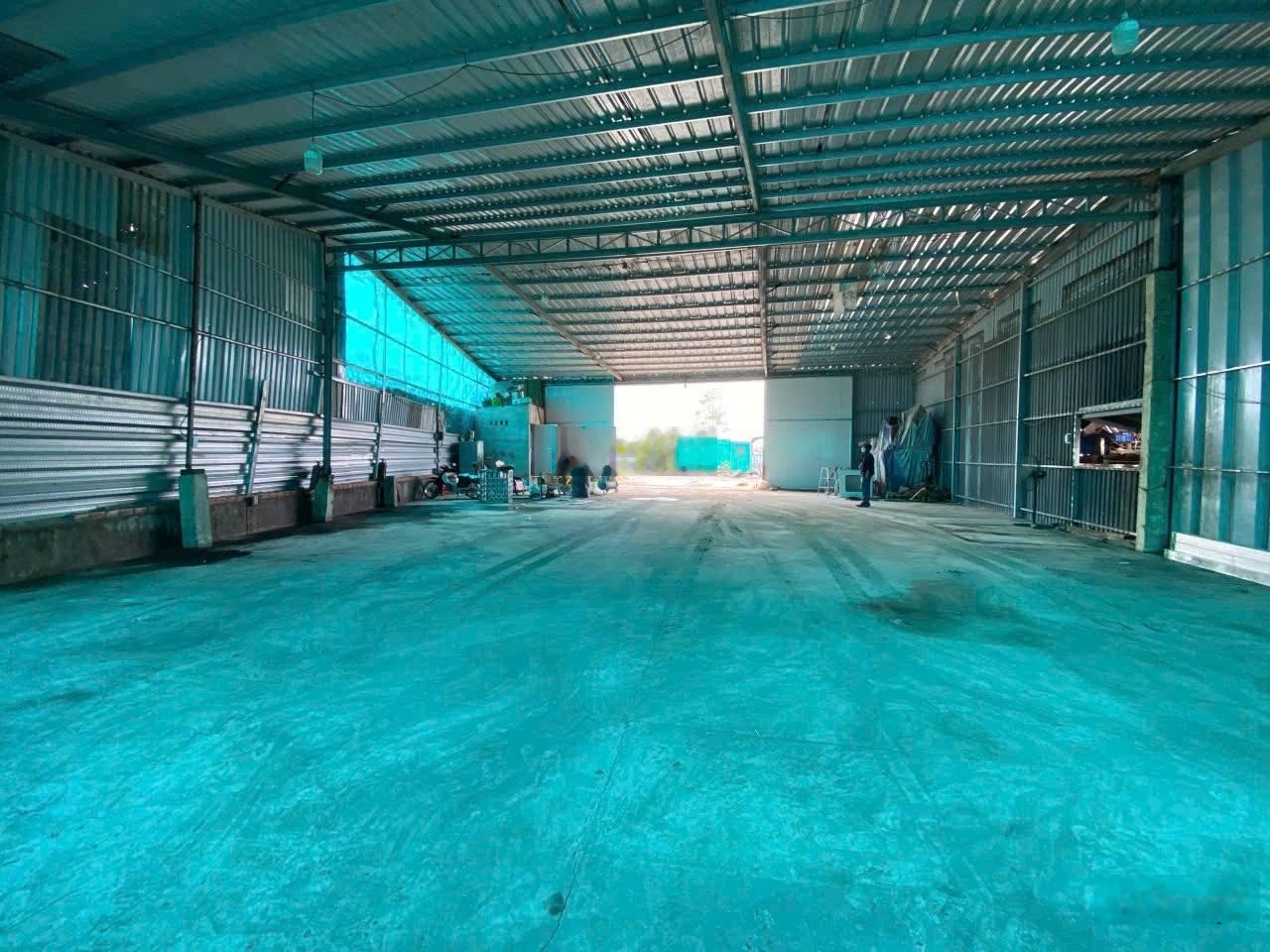 Cho thuê kho, xưởng DT 450m2 gần cầu Niệm, Kiến An, xe công thuận tiện