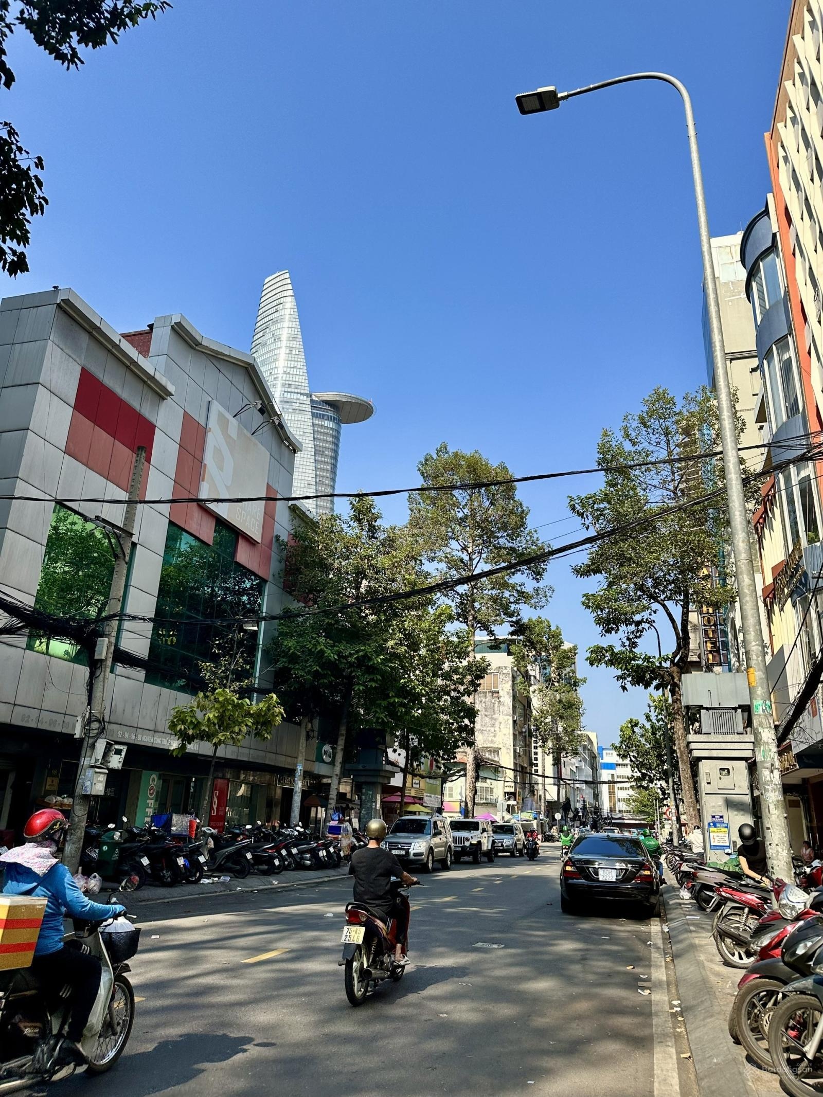 Bán nhà hầm - 6 lầu, mặt tiền phố Tài Chính - Nguyễn Công Trứ, Quận 1
