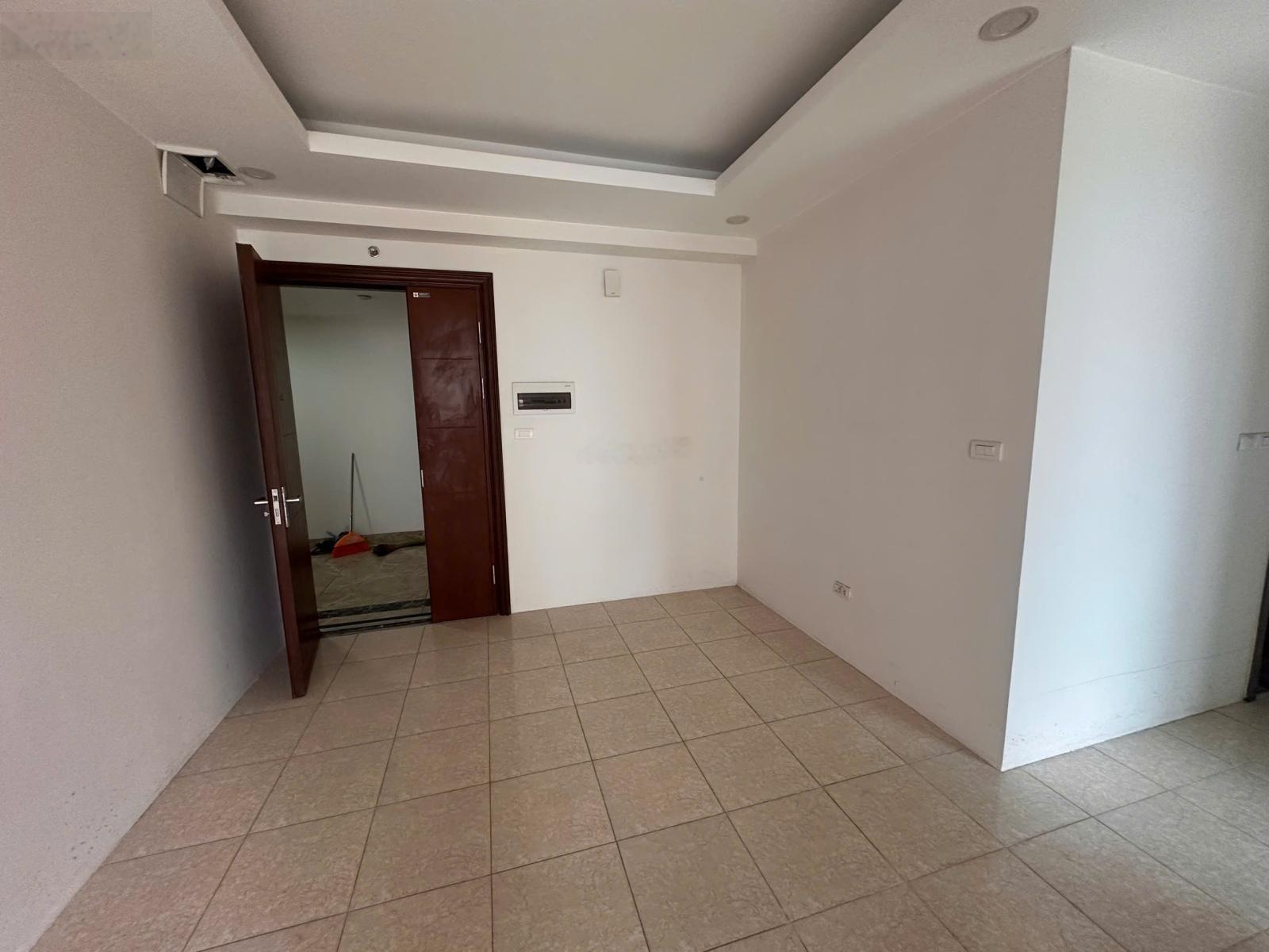 Chính chủ cần bán căn hộ 73m _ 2pn,2wc,giá nhỉnh 6 tỷ tòa CT6 Lê Đức Thọ Mỹ Đình.Sổ đỏ bao phí