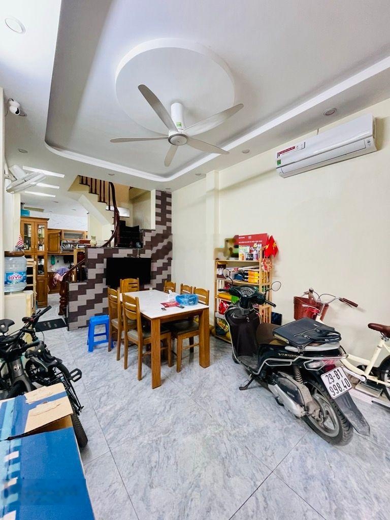 Bán nhà riêng 4PN + 3WC tại Yên Lộ, 5,9 tỷ, 31m2, Chính chủ giá cực chất