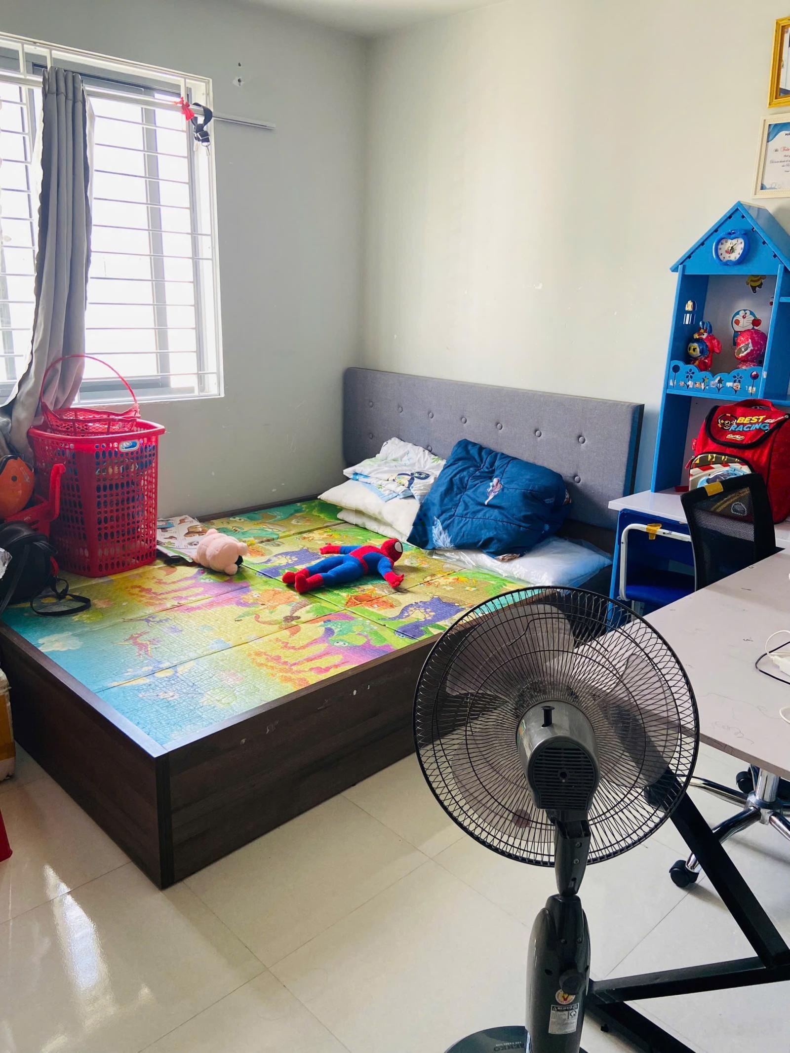 CT2B 2N1W tầng cao chủ cần tiền, làm được giá tốt, full nội thất, hổ trợ vay 3 bên, sổ sẵn