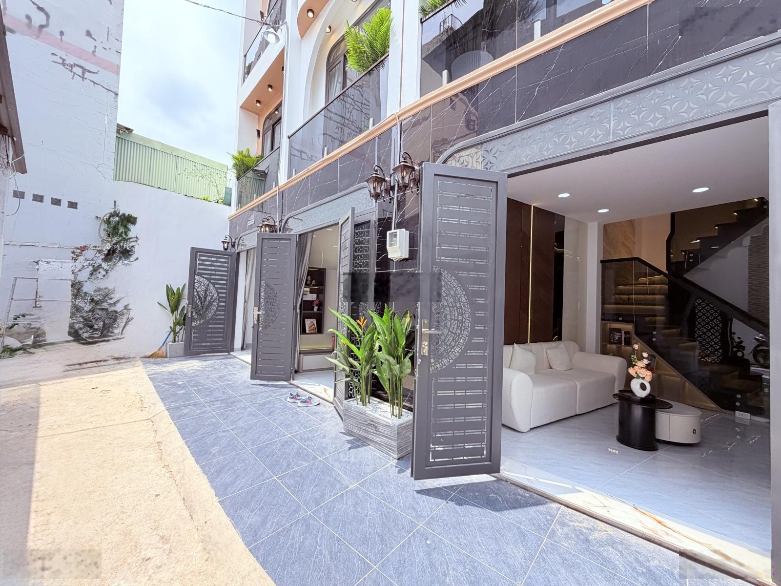 Bán nhà đẹp giá rẻ nhỉnh 5 tỷ, trục đường phạm văn chiêu, phường an hội đông gò vấp