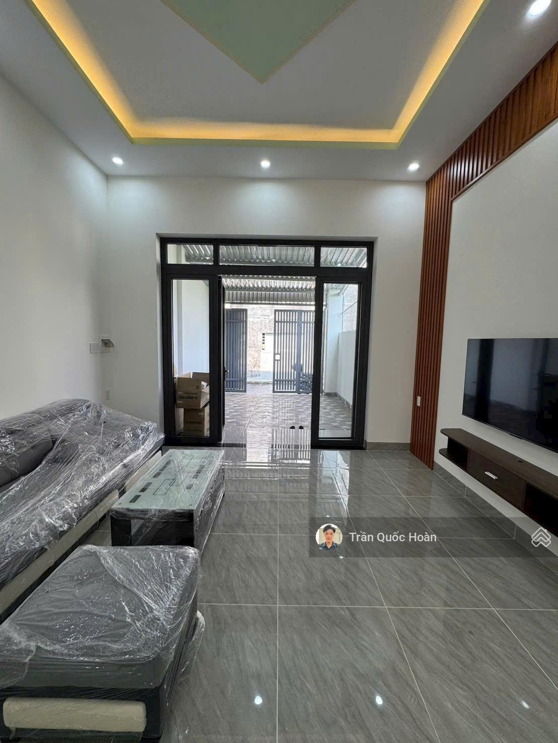 Bán nhà cấp 4 hẻm 30/4 P Rạch Dừa Vũng Tàu, 120m2 có sân ô tô, giá 4,7 tỉ
