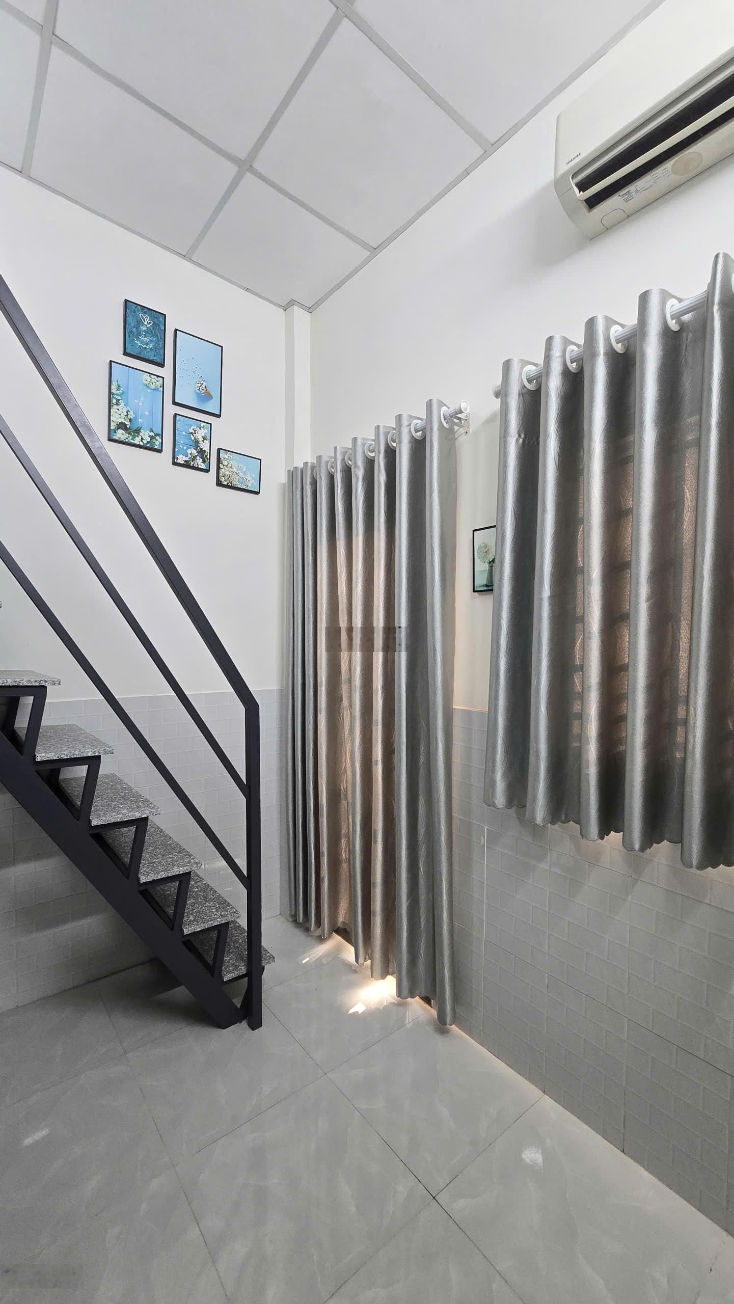 Nhà bán ngay trường THCS - THPT Tân Phú, Kênh Tân Hóa đi vào chỉ 50m. Mặt đường nhựa 5m