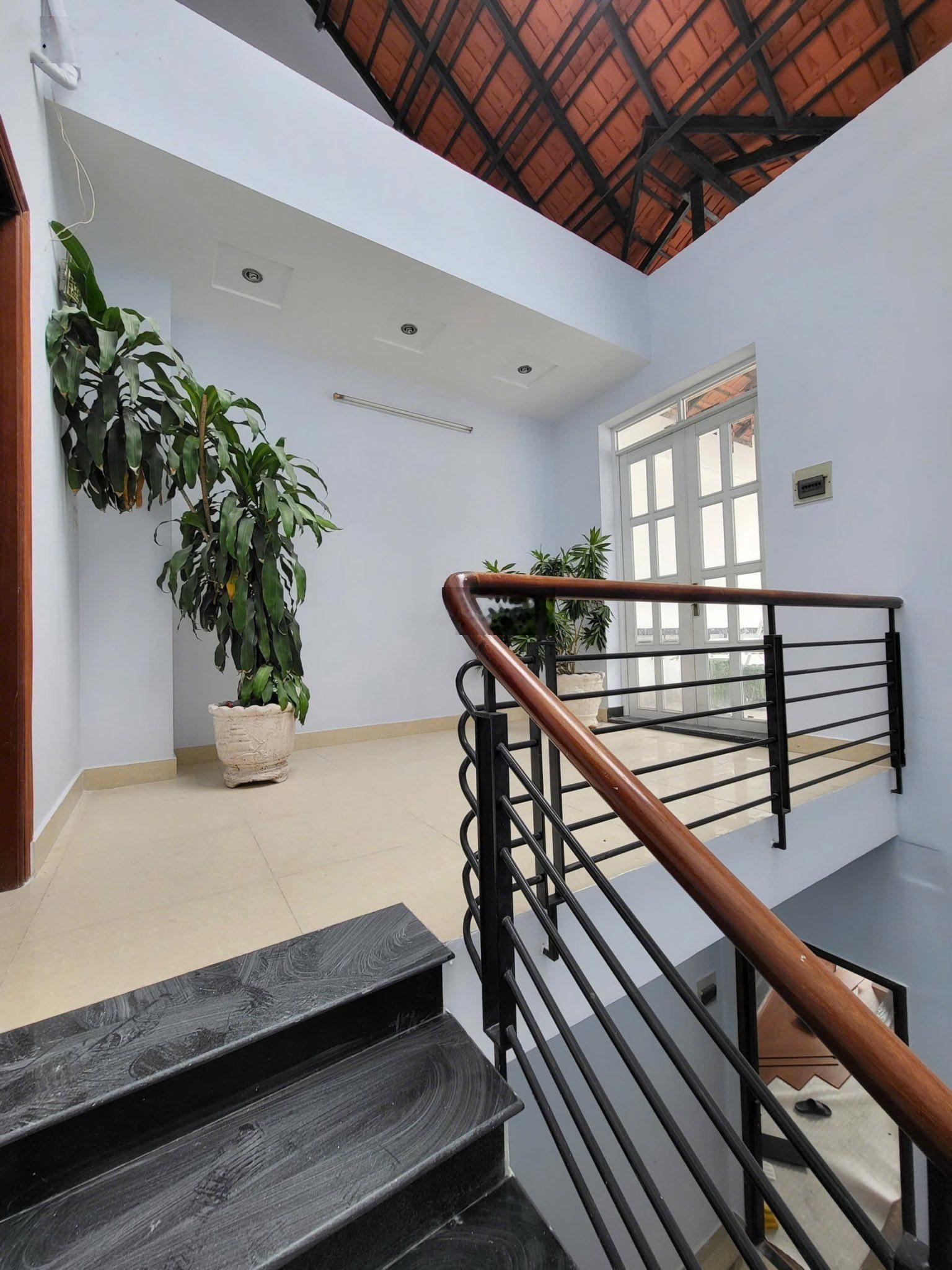 HIẾM CÓ Nhà HXH Lý Thường Kiệt Q10-DT:5x14,2m -Kết cấu 4 Tầng 5PN -Gía 13,9 Tỷ-LH 0789162686