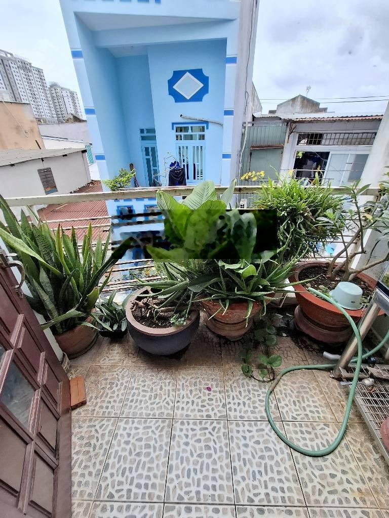 Nhà H3G Hoài Thanh Q8 65m2 nở hậu 6m 4 tầng đúc BTCT 6,5 tỷ SHR HC KQH