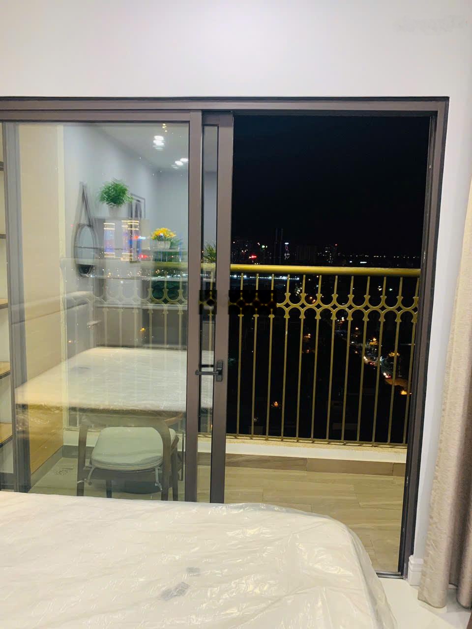 * Hàng hiếm view hồ D' El Dorado tòa E1 DT 41m2 - 1 phòng ngủ - 1WC, LH: 0963004885