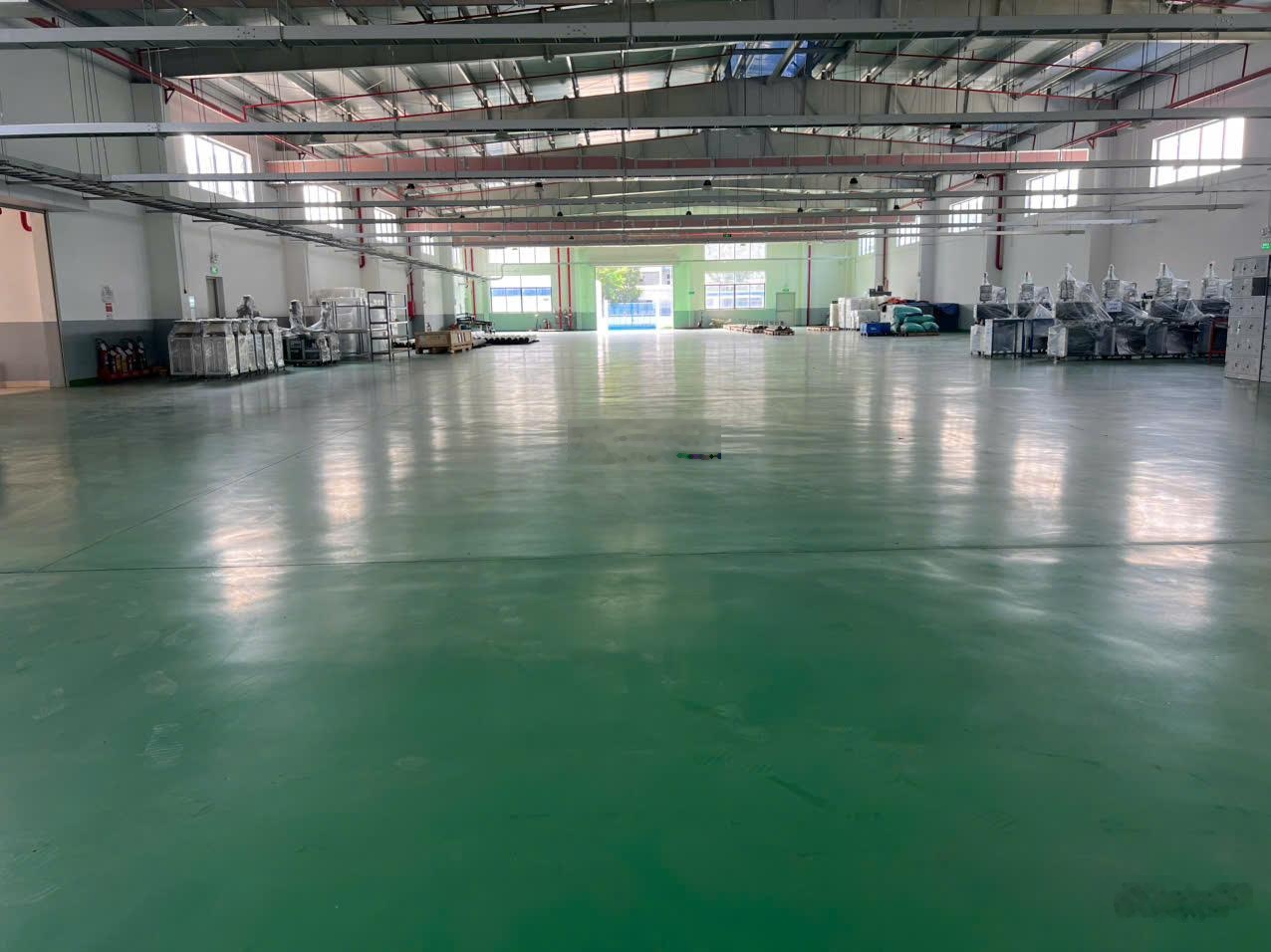 Bán xưởng KCN Vsip 2 - Bình Dương. Bán xưởng 6000m2 (Đất 10.000m2) KCN Vsip 2
