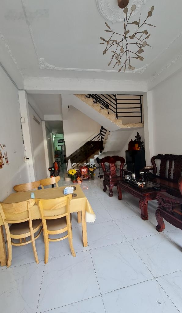 Mặt Tiền đường số, trong khu VIP Tên Lửa Aeon Bình Tân, 93m2(4x23), 4 tầng chắc chắn, thuê 14tr/th