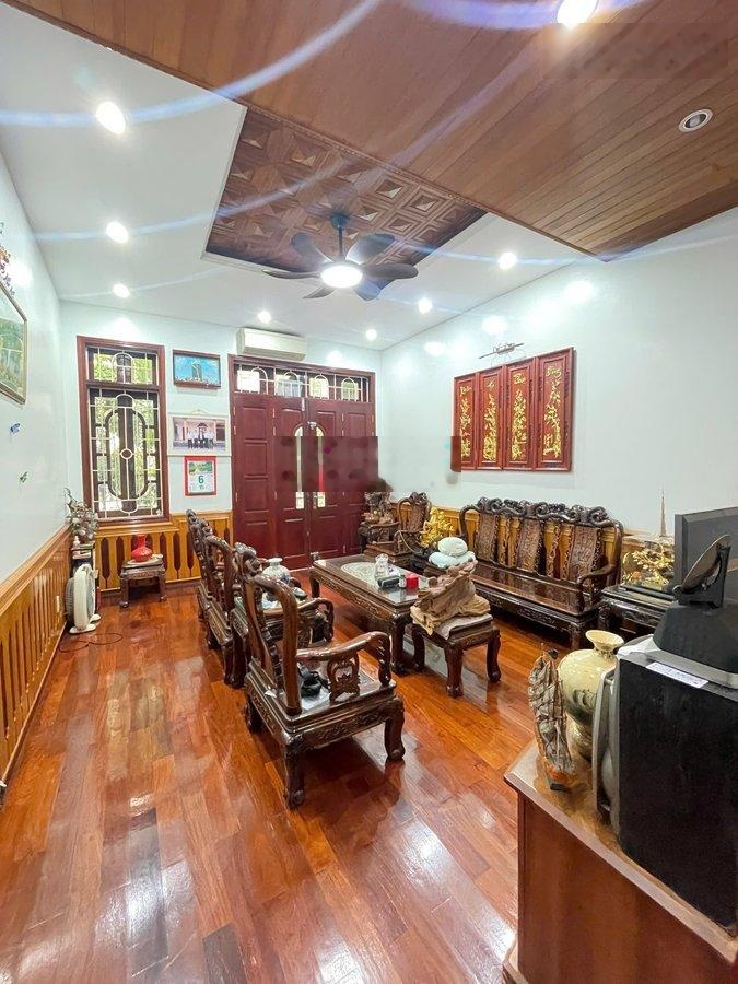 Bán nhà 5 tầng phân lô, vỉa hè, ô tô tại Hồ Tùng Mậu, 22,2 tỷ, 55m2, hàng hiếm Cầu Giấy
