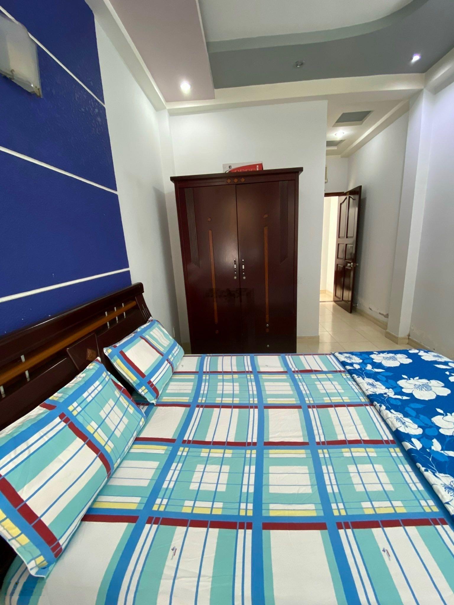 Phòng cao cấp, đầy đủ tiện nghi gần đài truyền hình và trường Khoa Học Xã Hội & Nhân Văn 200 mét