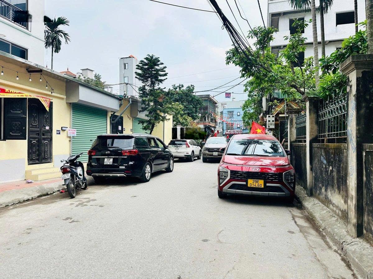 Bán nhà bát khói long biên dt 58/60m x 6t x mt 4,5m giá 16,2 tỷ có thương lượng