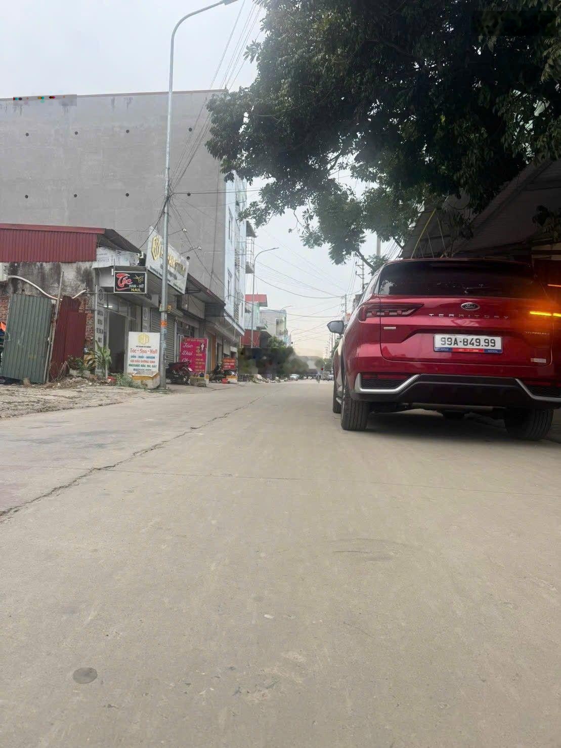 Mao Dộc Phượng Mao trục thông gà Kinh Bắc. Đất kinh doanh luôn và ngay. Đang cho thuê tạo ngay dòn
