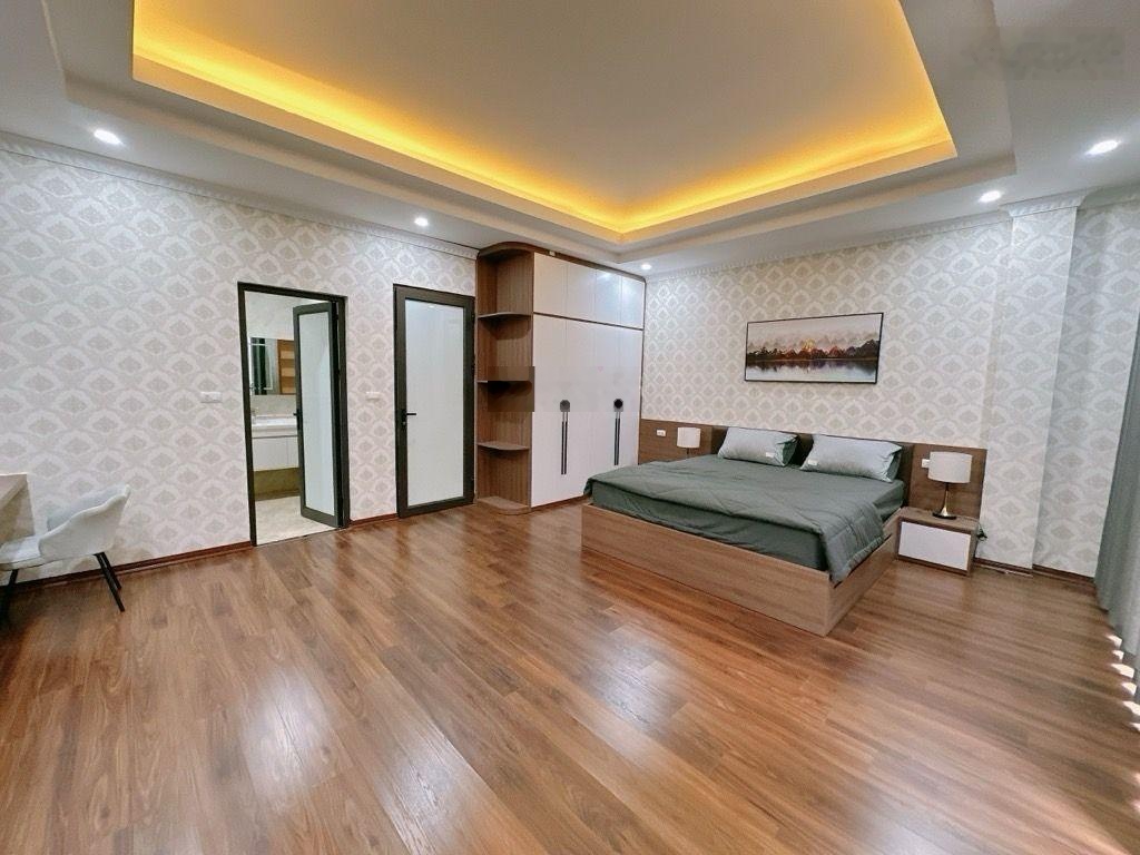 Bán PL 13 Lĩnh Nam, sát TĩmesCity 80m2 x 6 tầng, vỉa hè, thang máy, Gara 3 ô tô, 23 Tỷ