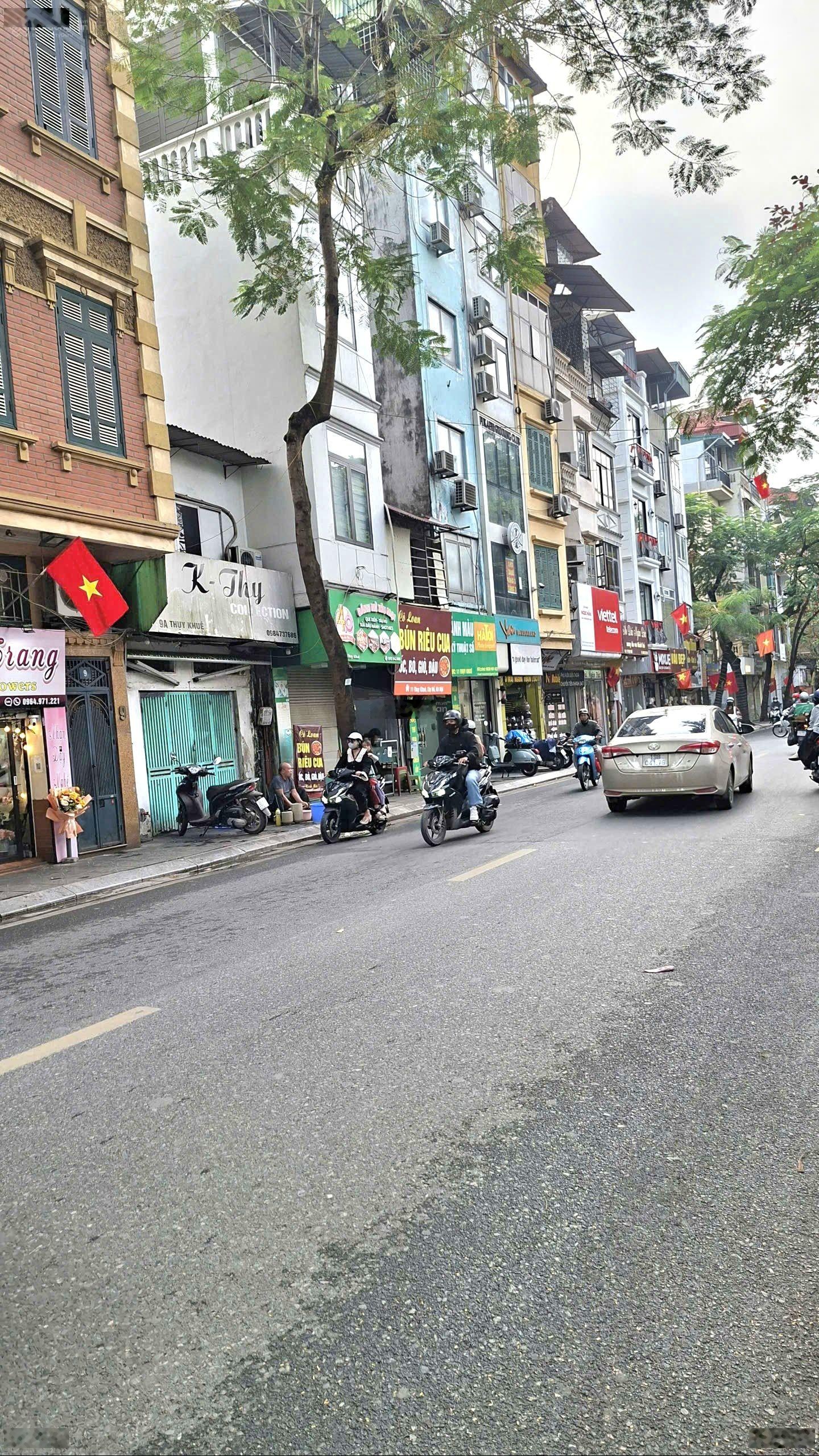 Bán nhà mặt phố Thụy Khuê 100m2, giá 26 tỷ. Tây Hồ