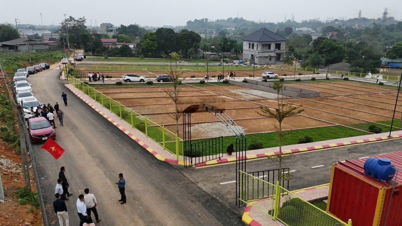 Bán rẻ duy nhất lô đất 100m2 full thổ cư sát quốc lộ 21 nằm giữa tuyến metro số 5 và metro số 12