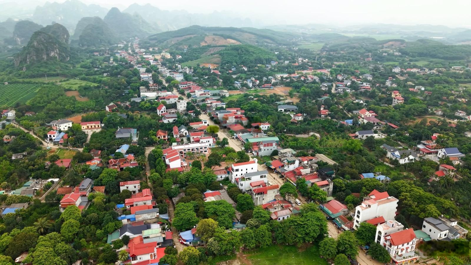 Đầu tư sinh lời cao, phân lô quân đội 51m2 ô tô tránh - Hoà Thạch - Hoà Bình, giá 680tr