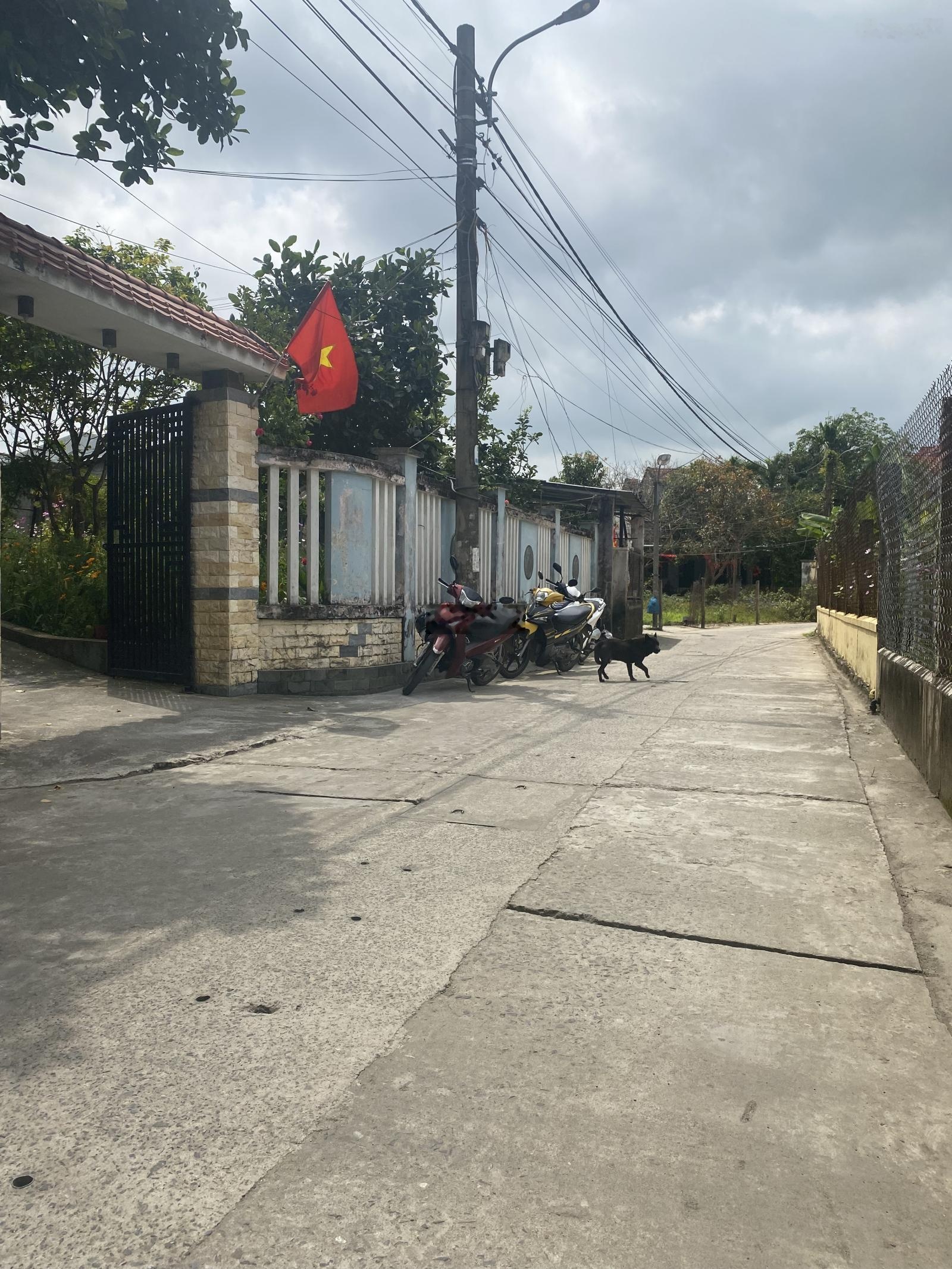 Đất gần chợ Phong Nam Hoà Châu bề ngang rộng đẹp