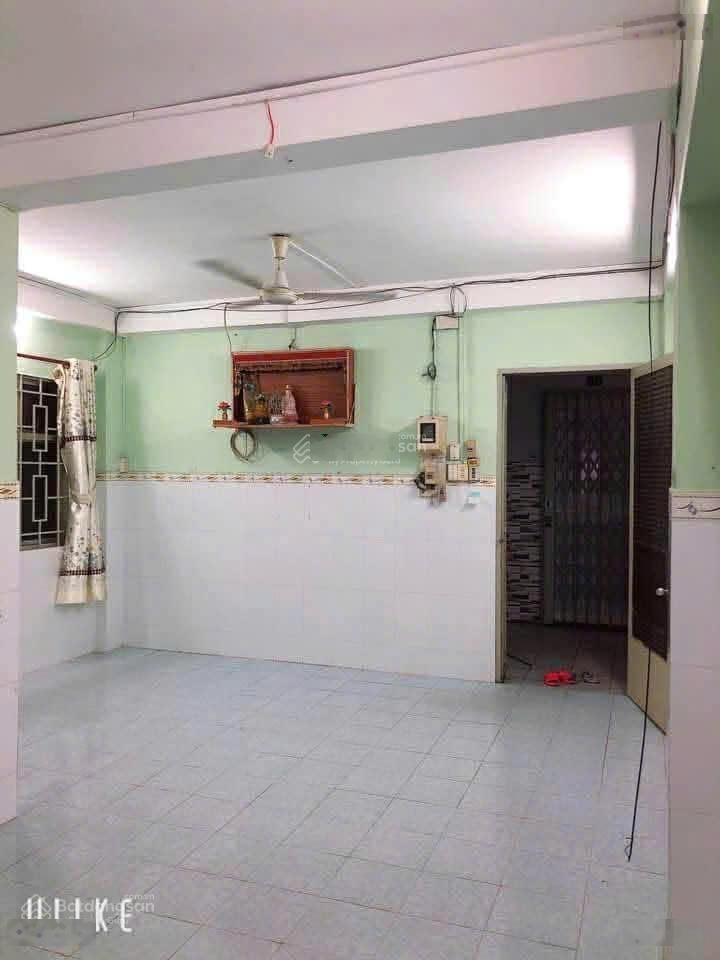 Bán căn hộ lầu 1 trung tâm quận 10, 60m2, giá chỉ 2,6 tỷ