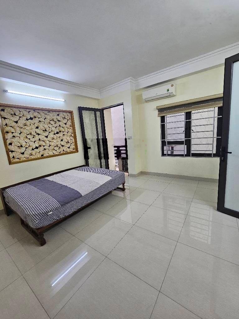 Bán gấp nhà riêng tại Đường Nam Dư, Quận Hoàng Mai . Dân xây siêu đẹp. 31m2- 6,5 tỷ.