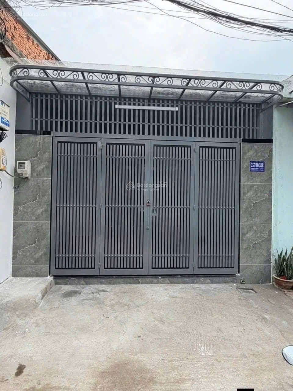 Nhà 1 trệt 1 lửng đường Đông Thạnh 3-3. DT: 80m2, sổ hồng riêng, chỉ 3.85 tỷ
