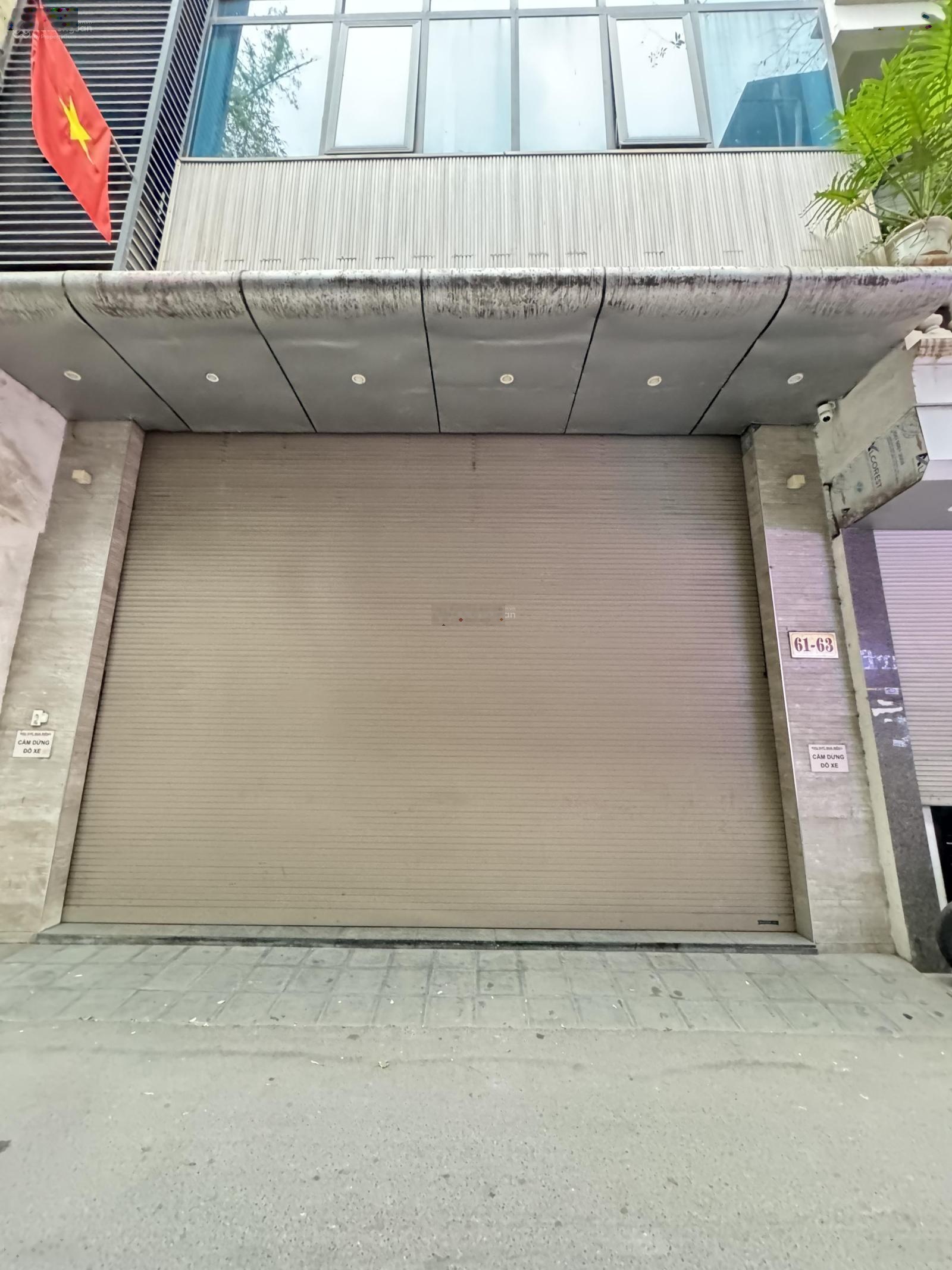 Bán nhà phân lô Hoàng Cầu, 70m2, 5 tầng, mặt tiền 5m, vỉa hè ô tô tránh dừng đỗ ngày đêm