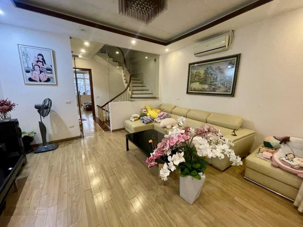 *đội cấn- thông ngọc hà-gần ô tô tránh-dân xây- 6 ngủ-đẹp -sang-xịn-kinh doanh- văn phòng-giá trị