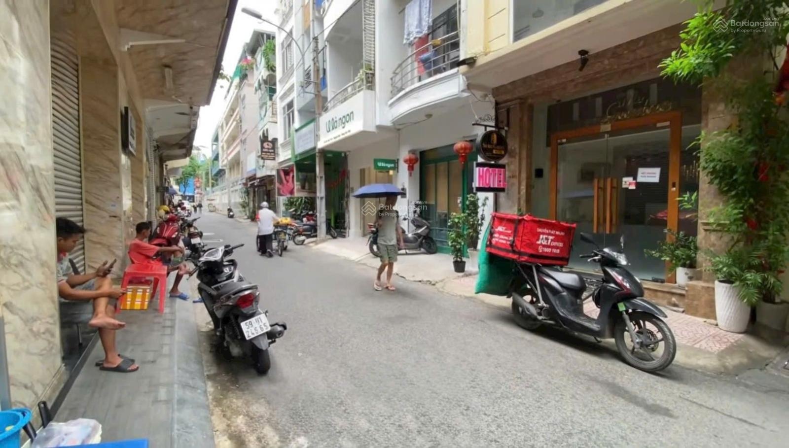 Mặt tiền quảng hiền ngay ngã tư bảy hiền gần chợ bà hoa DT:4x16 trệt lửng 1 lầu