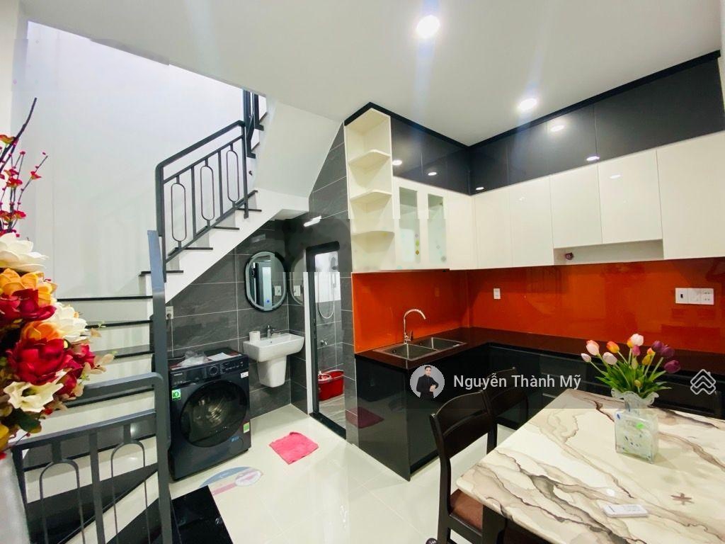 Vincom quang trung | sát mặt tiền | 4 x 16m | nhà mới 2 tầng | chỉ 6,x đồng