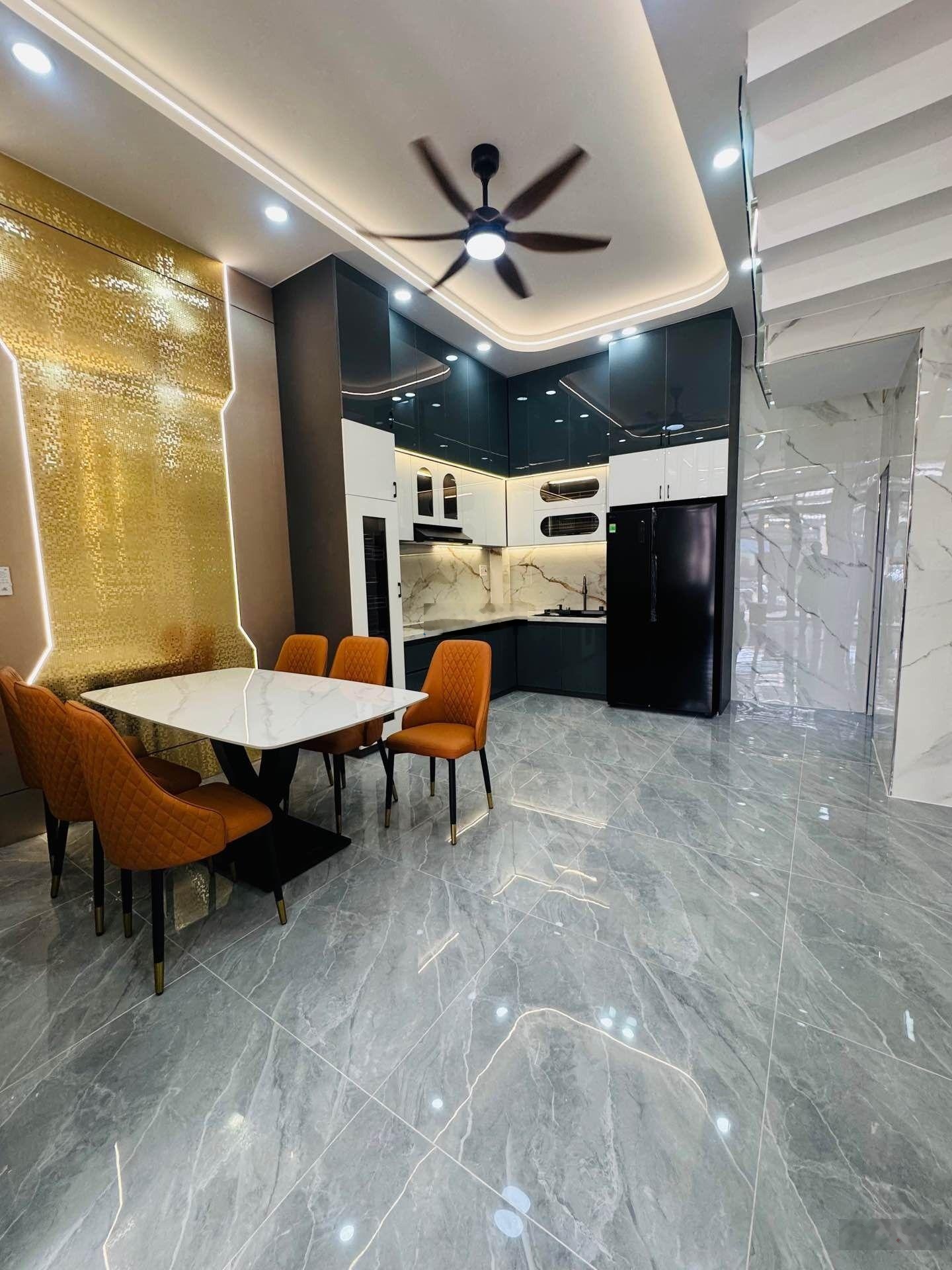 Nhà 5 lầu hẻm xe tải thanh lộc 37, an phú đông, q12