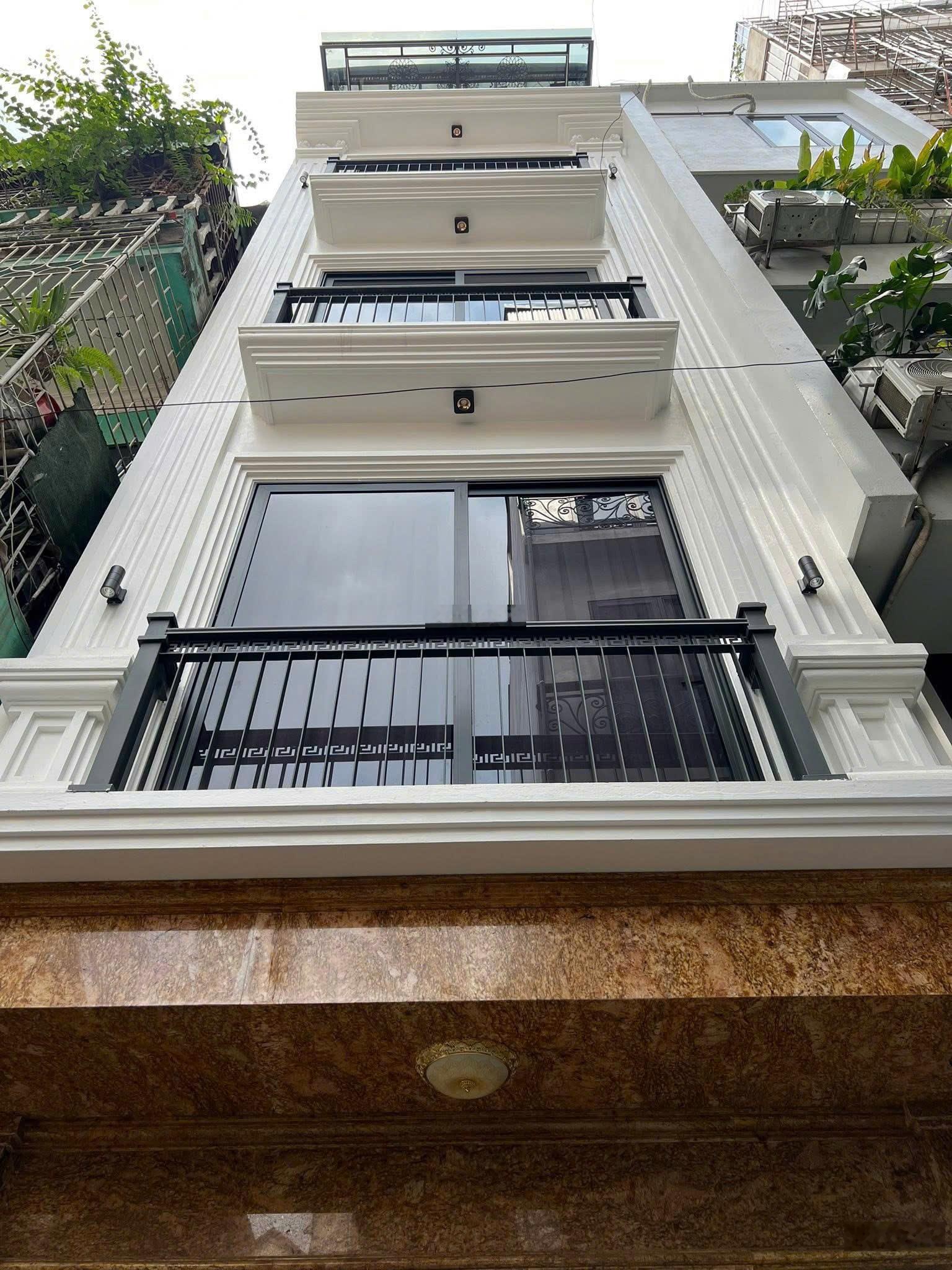 Bán nhà liền kề Lacasta Văn Phú nga tháp đồng hồ Văn Phú gần ngã 4 Lê Trọng Tấn 70m2 giá hơn 19tỷ