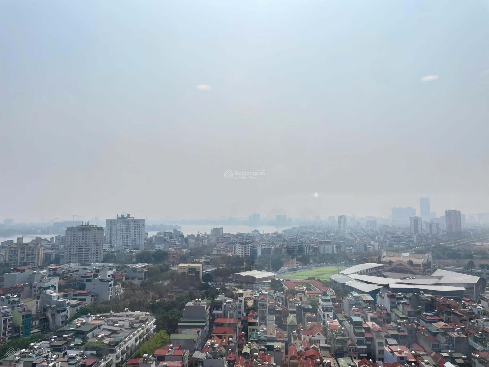 Chính chủ bán căn hộ Kosmo Tây Hồ căn góc 102m 3 phòng ngủ, view trọn Hồ Tây. Lh 0971093861